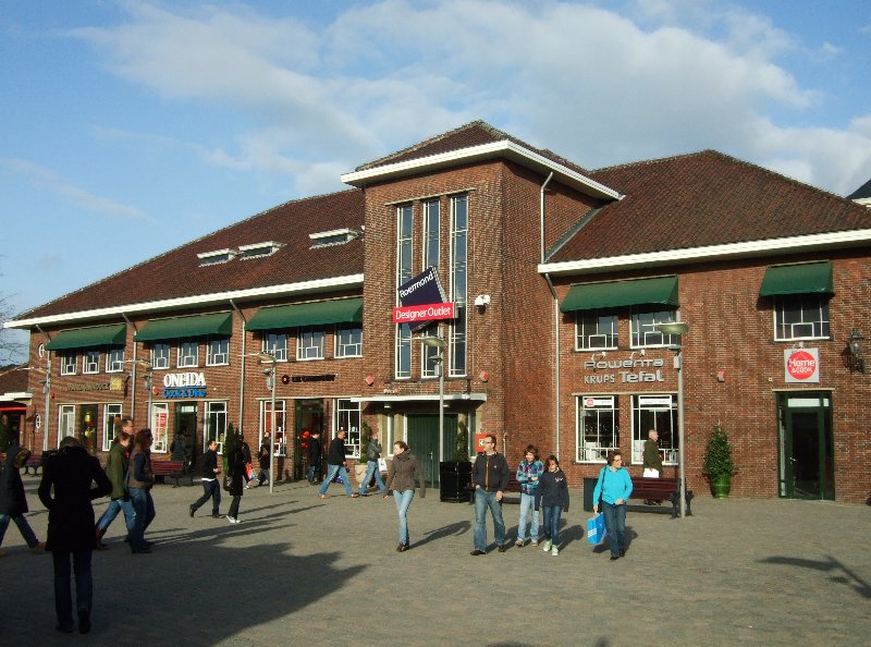 outlet center roermond air max