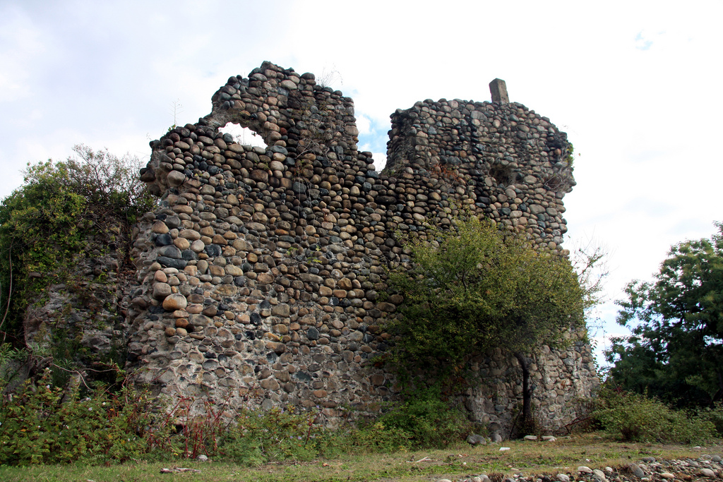 Келасурская стена, Абхазия