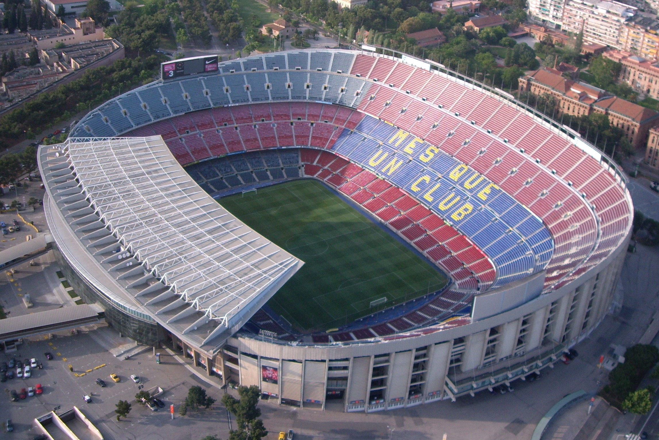 Какой камп. Стадион Камп ноу в Барселоне. Стадион Camp nou. Барселона Camp nou. ФК Барселона стадион Камп ноу.