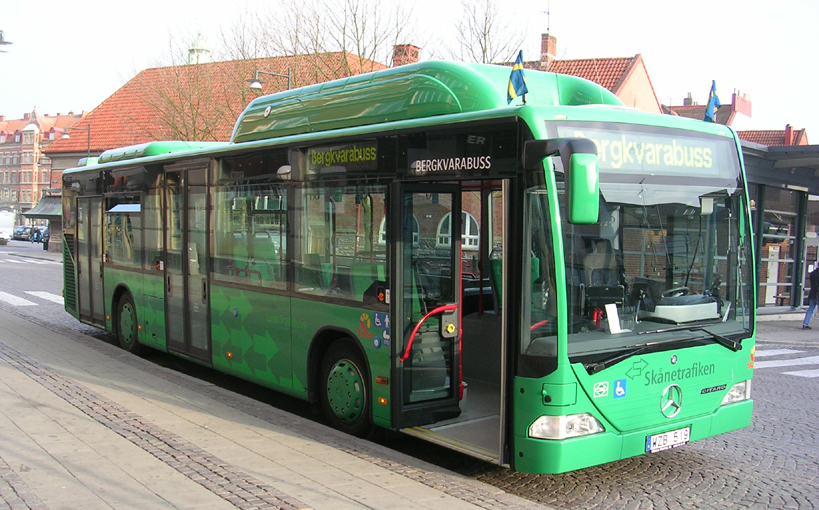 Рейсовый автобус в Швеции