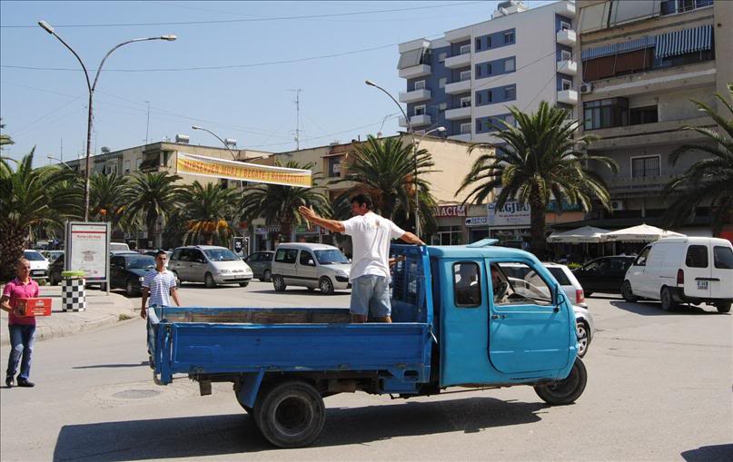 Транспорт Албании