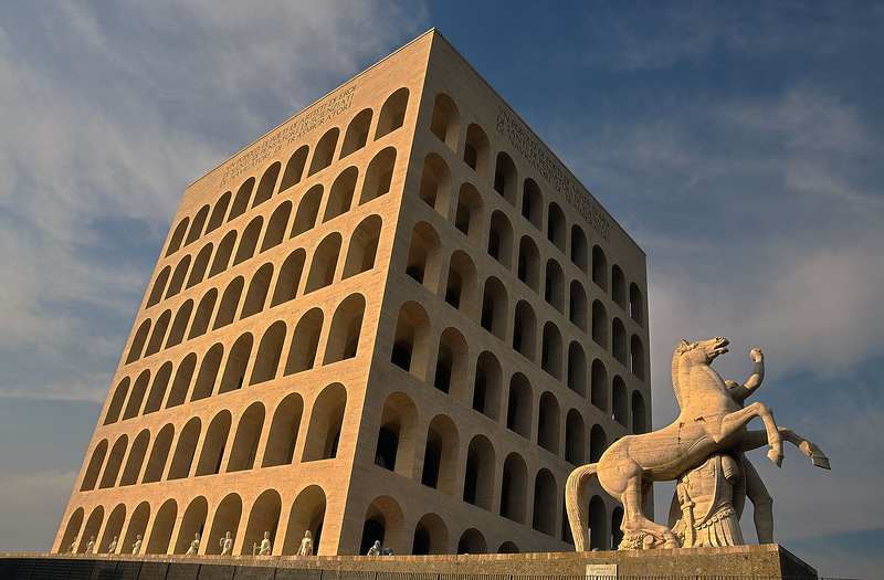 Квадратны Колизей, Эур, Рим