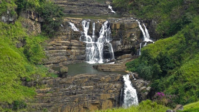 Шри-Ланка водопады